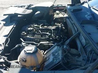 ✅ 2018 Audi Q5 Premium • VIN: WA1ANAFY6J2130325 • Lot: 43487310. Wystawiony na IAAI z przebiegiem 110 350 mil. Bezpłatny archiwum sprzedaży aukcyjnych z USA i szczegółowy raport historii pojazdu na DreamBid. Zdjęcie 19.