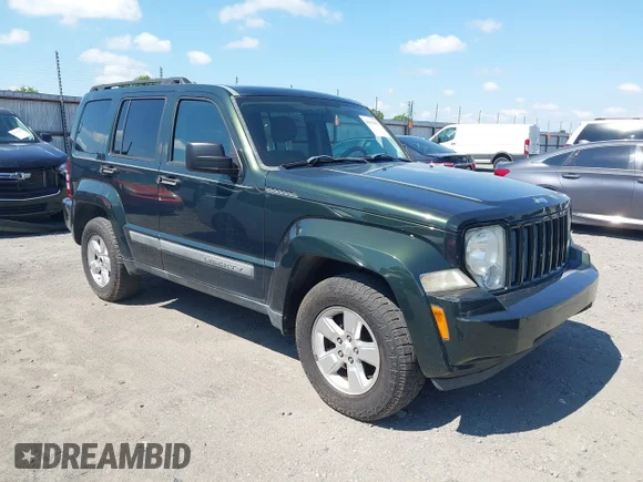 ✅ 2011 Jeep Liberty Sport • VIN: 1J4PN2GK9BW585772 • Lot: 45612913. Wystawiony na IAAI z przebiegiem 115 250 mil. Bezpłatny archiwum sprzedaży aukcyjnych z USA i szczegółowy raport historii pojazdu na DreamBid. Zdjęcie 1.