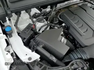 ✅ 2025 Audi Q5 • VIN: WA11AAGU8S2020417 • Lot: 63716225. Listed on Copart with 817 mi. Free auction sales archive from the USA and detailed vehicle history report at DreamBid. Image 14.