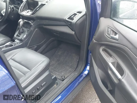 ✅ 2015 Ford Escape Titanium • VIN: 1FMCU9JX4FUA13493 • Лот: 44717599. Опубліковано раніше на IAAI з пробігом 102 441 миль. Безкоштовний доступ до архіву аукціонних продажів зі США та докладний звіт про історію автомобіля на DreamBid. Зображення 5.