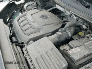 ✅ 2022 Volkswagen Tiguan SE • VIN: 3VV2B7AX2NM105314 • Lot: 41655410. Wystawiony na IAAI z przebiegiem 81 912 mil. Bezpłatny archiwum sprzedaży aukcyjnych z USA i szczegółowy raport historii pojazdu na DreamBid. Zdjęcie 19.