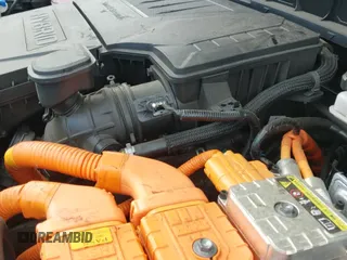 ✅ 2024 Kia Niro EX • VIN: KNDCR3LE8R5171784 • Lot: 43438763. Listed on IAAI with 20,688 mi. Free auction sales archive from the USA and detailed vehicle history report at DreamBid. Image 20.