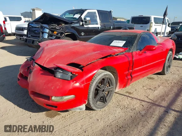 ✅ 2003 Chevrolet Corvette • VIN: 1G1YY22G335124409 • Лот: 43640915. Опубліковано раніше на IAAI з пробігом 142 040 миль. Безкоштовний доступ до архіву аукціонних продажів зі США та докладний звіт про історію автомобіля на DreamBid. Зображення 2.