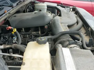 ✅ 2004 GMC Yukon SLT • VIN: 1GKEC13Z04R236425 • Lot: 42487534. Wystawiony na IAAI z przebiegiem 285 094 mil. Bezpłatny archiwum sprzedaży aukcyjnych z USA i szczegółowy raport historii pojazdu na DreamBid. Zdjęcie 13.