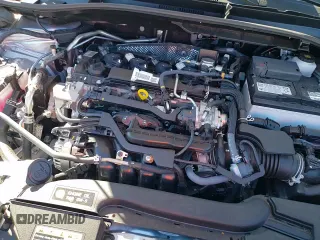 ✅ 2025 Toyota Corolla Cross L • VIN: 7MUAAAAG1SV138946 • Lot: 82477905. Listed on Copart with 14,881 mi. Free auction sales archive from the USA and detailed vehicle history report at DreamBid. Image 16.