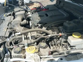 ✅ 2019 Jeep Wrangler Unlimited Sport S • VIN: 1C4HJXDN7KW649728 • Lot: 43035133. Listed on IAAI with 76,728 mi. Free auction sales archive from the USA and detailed vehicle history report at DreamBid. Image 19.