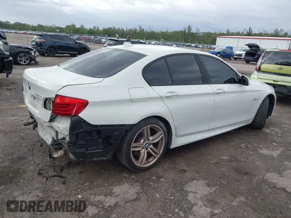 ✅ 2012 BMW 5 Series 535i • VIN: WBAFR7C53CC809329 • Лот: 45293829. Опубліковано раніше на IAAI з пробігом 171 861 миль. Безкоштовний доступ до архіву аукціонних продажів зі США та докладний звіт про історію автомобіля на DreamBid. Зображення 4.