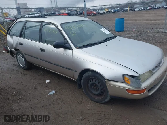 ✅ 1996 Toyota Corolla • VIN: JT2EB02E2T0107735 • Lot: 44429974. Listed on IAAI with 290,390 mi. Free auction sales archive from the USA and detailed vehicle history report at DreamBid. Image 1.