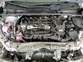 ✅ 2023 Toyota Prius LE • VIN: JTDADABU5P3005105 • Lot: 80348695. Listed on Copart with 18,567 mi. Free auction sales archive from the USA and detailed vehicle history report at DreamBid. Image 16.