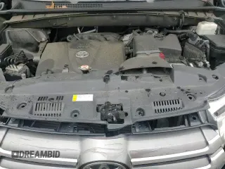 ✅ 2019 Toyota Highlander XLE • VIN: 5TDJZRFH6KS621545 • Lot: 90882995. Wystawiony na Copart z przebiegiem 62 407 mil. Bezpłatny archiwum sprzedaży aukcyjnych z USA i szczegółowy raport historii pojazdu na DreamBid. Zdjęcie 13.