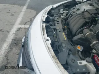 ✅ 2018 Nissan Versa SV • VIN: 3N1CN7AP3JL807090 • Lot: 41777953. Listed on IAAI with 105,914 mi. Free auction sales archive from the USA and detailed vehicle history report at DreamBid. Image 12.