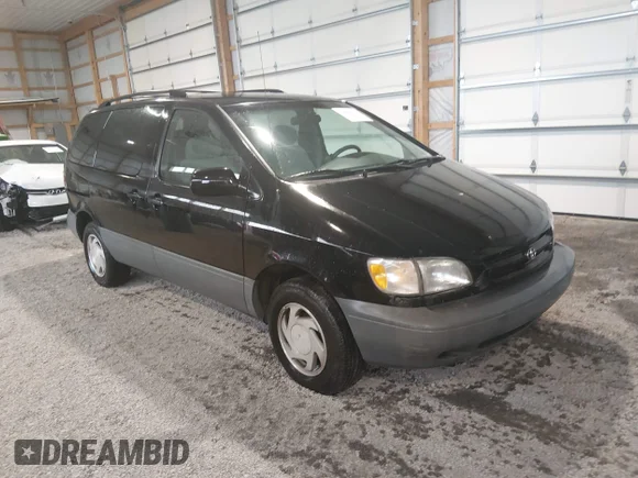 ✅ 2000 Toyota Sienna LE • VIN: 4T3ZF13C7YU200737 • Lot: 44964770. Wystawiony na IAAI z przebiegiem 276 711 mil. Bezpłatny archiwum sprzedaży aukcyjnych z USA i szczegółowy raport historii pojazdu na DreamBid. Zdjęcie 1.