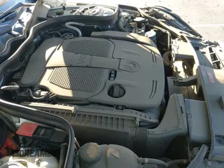 ✅ 2016 Mercedes-Benz E 350 Luxury • VIN: WDDHF8JB3GB291162 • Lot: 43564501. Wystawiony na IAAI z przebiegiem 95 414 mil. Bezpłatny archiwum sprzedaży aukcyjnych z USA i szczegółowy raport historii pojazdu na DreamBid. Zdjęcie 18.