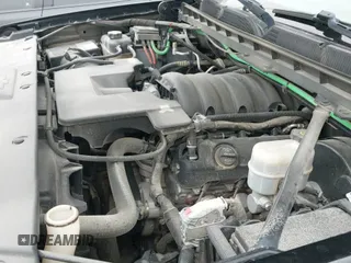 ✅ 2019 Chevrolet Silverado 1500 LT • VIN: 2GCRCPEC7K1117415 • Lot: 43117012. Wystawiony na IAAI z przebiegiem 153 247 mil. Bezpłatny archiwum sprzedaży aukcyjnych z USA i szczegółowy raport historii pojazdu na DreamBid. Zdjęcie 19.