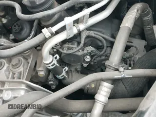 ✅ 2022 Chrysler Pacifica Touring L • VIN: 2C4RC1BG9NR155223 • Lot: 43722441. Wystawiony na IAAI z przebiegiem 34 097 mil. Bezpłatny archiwum sprzedaży aukcyjnych z USA i szczegółowy raport historii pojazdu na DreamBid. Zdjęcie 21.