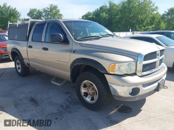 ✅ 2003 Dodge 1500 ST • VIN: 1D7HU18Z73S117427 • Лот: 45321653. Опубліковано раніше на IAAI з пробігом 179 201 миль. Безкоштовний доступ до архіву аукціонних продажів зі США та докладний звіт про історію автомобіля на DreamBid. Зображення 1.