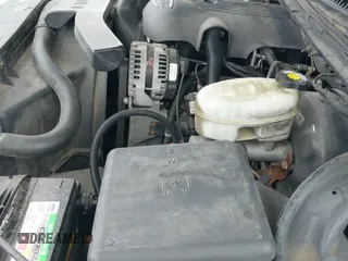 ✅ 2003 Chevrolet Tahoe LS • VIN: 1GNEC13Z93R191440 • Lot: 42627274. Listed on IAAI with 272,039 mi. Free auction sales archive from the USA and detailed vehicle history report at DreamBid. Image 19.