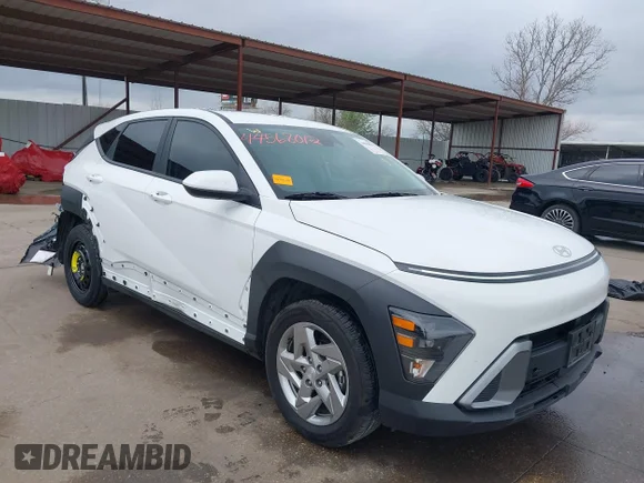 ✅ 2025 Hyundai Kona SE • VIN: KM8HA3AB4SU260202 • Lot: 44568012. Wystawiony na IAAI z przebiegiem 24 836 mil. Bezpłatny archiwum sprzedaży aukcyjnych z USA i szczegółowy raport historii pojazdu na DreamBid. Zdjęcie 1.