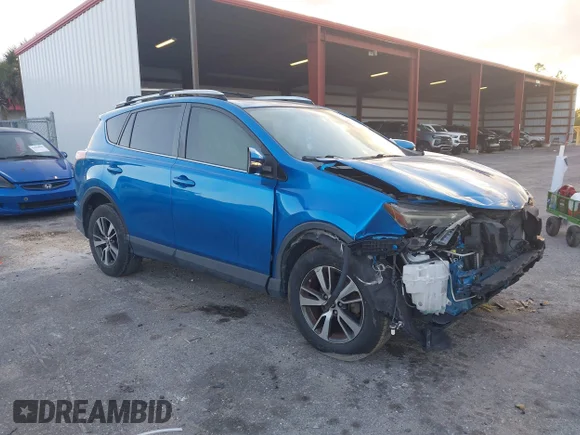 ✅ 2016 Toyota RAV4 XLE • VIN: JTMWFREV1GJ080088 • Lot: 44098427. Wystawiony na IAAI z przebiegiem 141 319 mil. Bezpłatny archiwum sprzedaży aukcyjnych z USA i szczegółowy raport historii pojazdu na DreamBid. Zdjęcie 1.