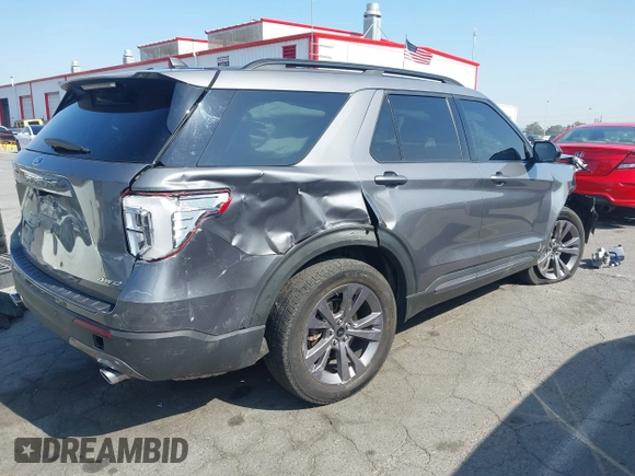 ✅ 2022 Ford Explorer XLT • VIN: 1FMSK8DHXNGA37522 • Lot: 43494085. Listed on IAAI with 26,052 mi. Free auction sales archive from the USA and detailed vehicle history report at DreamBid. Image 4.