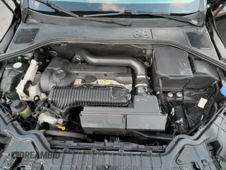 ✅ 2015 Volvo V60 T5 Premier • VIN: YV1612SB9F1186961 • Лот: 43747486. Опубликован ранее на IAAI с пробегом 112 462 миль. Бесплатный доступ к архиву аукционных продаж из США и подробный отчёт об истории автомобиля на DreamBid. Изображение 13.