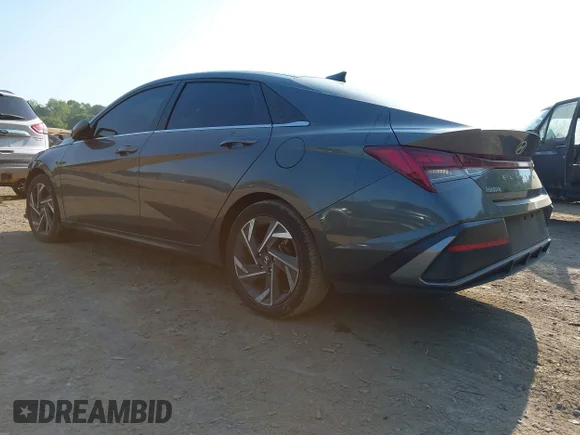 ✅ 2024 Hyundai Elantra SEL • VIN: KMHLS4DG7RU670992 • Lot: 44942229. Wystawiony na IAAI z przebiegiem 51 474 mil. Bezpłatny archiwum sprzedaży aukcyjnych z USA i szczegółowy raport historii pojazdu na DreamBid. Zdjęcie 3.