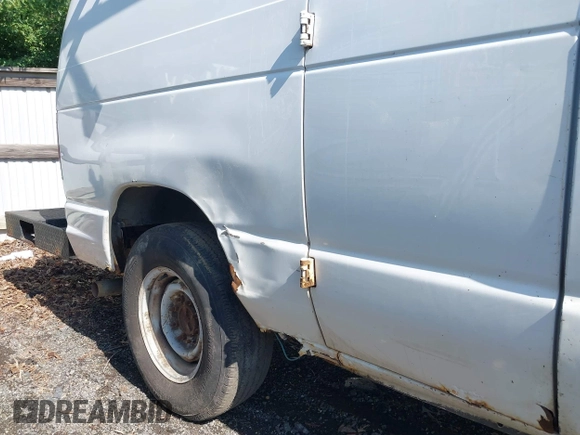 ✅ 2007 Ford Econoline Cargo • VIN: 1FTSE34L07DA38976 • Lot: 42500183. Wystawiony na IAAI z przebiegiem Nie podano. Bezpłatny archiwum sprzedaży aukcyjnych z USA i szczegółowy raport historii pojazdu na DreamBid. Zdjęcie 6.