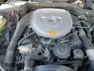 ✅ 1991 Mercedes-Benz 560 • VIN: WDBCA39E4MA583150 • Lot: 84738904. Wystawiony na Copart z przebiegiem 183 695 mil. Bezpłatny archiwum sprzedaży aukcyjnych z USA i szczegółowy raport historii pojazdu na DreamBid. Zdjęcie 13.