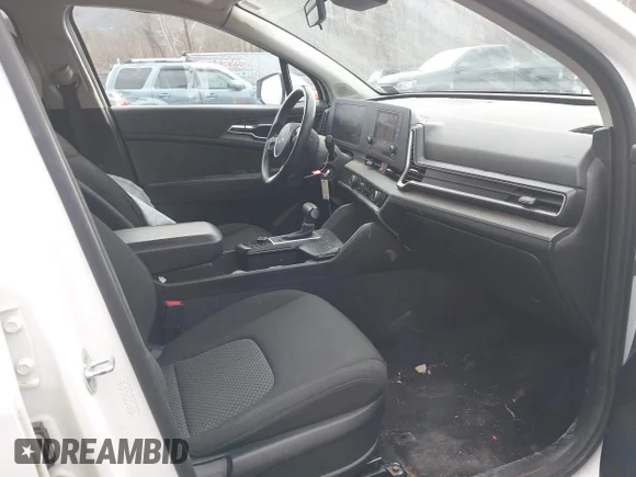 ✅ 2023 Kia Sportage LX • VIN: KNDPUCAFXP7036268 • Lot: 43955506. Wystawiony na IAAI z przebiegiem 72 792 mil. Bezpłatny archiwum sprzedaży aukcyjnych z USA i szczegółowy raport historii pojazdu na DreamBid. Zdjęcie 5.
