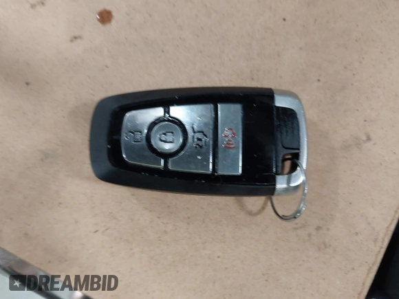 ✅ 2020 Ford Explorer XLT • VIN: 1FMSK8DH0LGC81161 • Lot: 43731605. Wystawiony na IAAI z przebiegiem 40 197 mil. Bezpłatny archiwum sprzedaży aukcyjnych z USA i szczegółowy raport historii pojazdu na DreamBid. Zdjęcie 11.