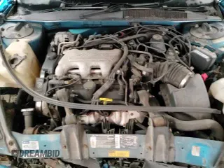 ✅ 1994 Oldsmobile Cutlass Supreme S • VIN: 1G3WH15M0RD390849 • Lot: 86330244. Wystawiony na Copart z przebiegiem 132 459 mil. Bezpłatny archiwum sprzedaży aukcyjnych z USA i szczegółowy raport historii pojazdu na DreamBid. Zdjęcie 16.