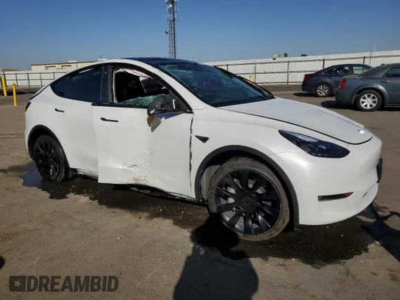 ✅ 2022 Tesla Model Y Long Range • VIN: 7SAYGDEE5NF356871 • Лот: 73091784. Опубликован ранее на Copart с пробегом 67 652 миль. Бесплатный доступ к архиву аукционных продаж из США и подробный отчёт об истории автомобиля на DreamBid. Изображение 4.
