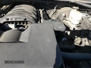 ✅ 2019 Chevrolet Suburban LT • VIN: 1GNSKHKC4KR377705 • Лот: 92620225. Опубликован ранее на Copart с пробегом 145 682 миль. Бесплатный доступ к архиву аукционных продаж из США и подробный отчёт об истории автомобиля на DreamBid. Изображение 14.