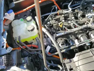 ✅ 2025 Ford Maverick Lariat • VIN: 3FTTW8S35SRB19778 • Lot: 82370895. Listed on Copart with 1,701 mi. Free auction sales archive from the USA and detailed vehicle history report at DreamBid. Image 13.