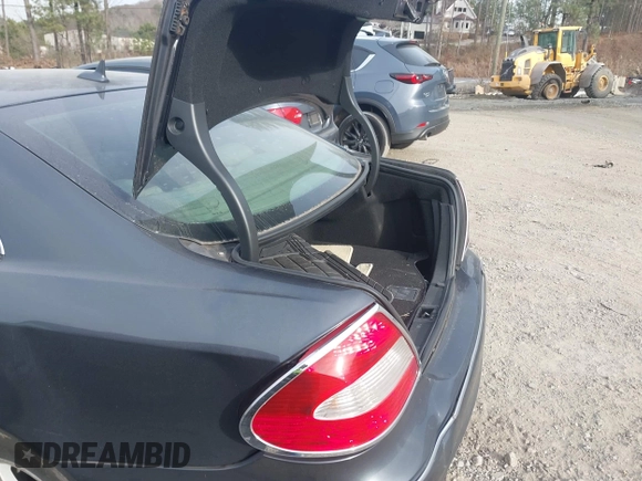 ✅ 2008 Mercedes-Benz CLK 350 • VIN: WDBTJ56H38F236864 • Lot: 43956143. Wystawiony na IAAI z przebiegiem 170 297 mil. Bezpłatny archiwum sprzedaży aukcyjnych z USA i szczegółowy raport historii pojazdu na DreamBid. Zdjęcie 6.
