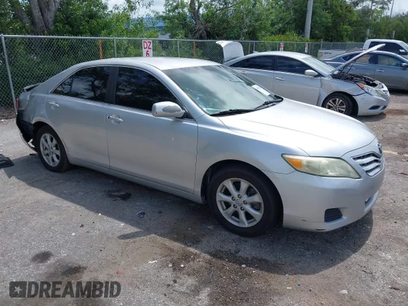 ✅ 2011 Toyota Camry LE • VIN: 4T1BF3EK4BU763312 • Лот: 45329366. Опубликован ранее на IAAI с пробегом 143 272 миль. Бесплатный доступ к архиву аукционных продаж из США и подробный отчёт об истории автомобиля на DreamBid. Изображение 1.