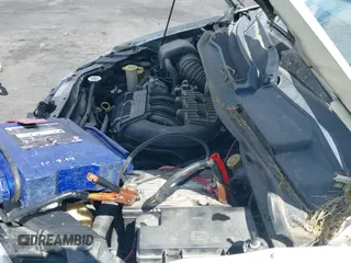 ✅ 2010 Chrysler Town & Country Limited • VIN: 2A4RR7DX1AR357668 • Lot: 42173545. Wystawiony na IAAI z przebiegiem 114 486 mil. Bezpłatny archiwum sprzedaży aukcyjnych z USA i szczegółowy raport historii pojazdu na DreamBid. Zdjęcie 12.