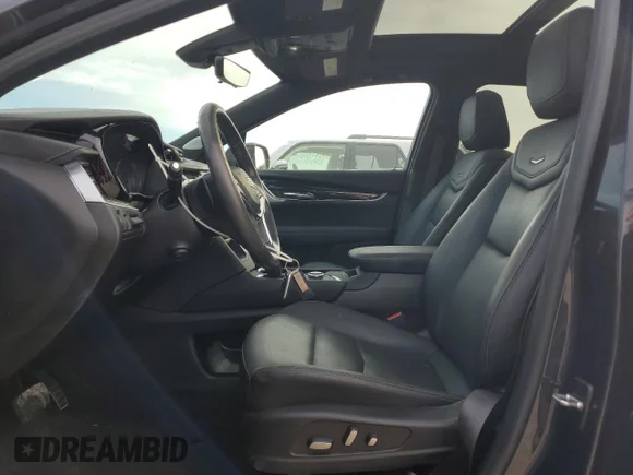 ✅ 2022 Cadillac XT5 AWD Premium Luxury • VIN: 1GYKNDRS8NZ164891 • Lot: 74815334. Wystawiony na Copart z przebiegiem 27 776 mil. Bezpłatny archiwum sprzedaży aukcyjnych z USA i szczegółowy raport historii pojazdu na DreamBid. Zdjęcie 7.