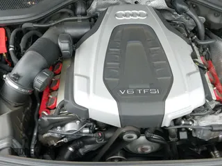 ✅ 2015 Audi A8 3.0T • VIN: WAU3GAFD2FN033678 • Lot: 42774305. Listed on IAAI with 146,431 mi. Free auction sales archive from the USA and detailed vehicle history report at DreamBid. Image 18.