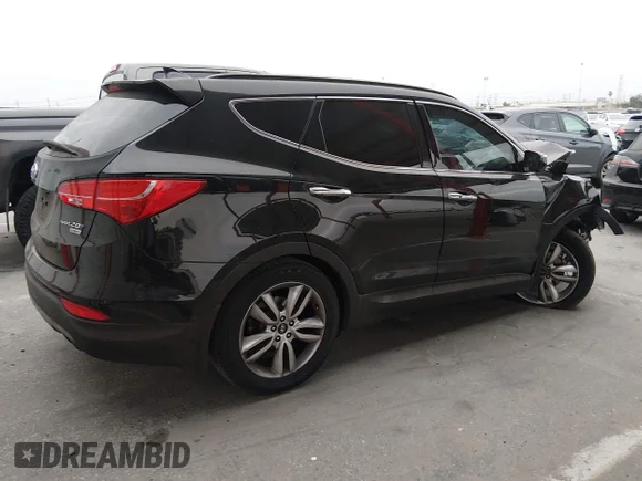 ✅ 2015 Hyundai Santa Fe • VIN: 5XYZW4LA3FG256279 • Lot: 45244842. Wystawiony na IAAI z przebiegiem 150 715 mil. Bezpłatny archiwum sprzedaży aukcyjnych z USA i szczegółowy raport historii pojazdu na DreamBid. Zdjęcie 4.
