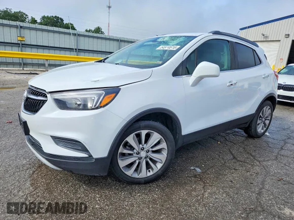 ✅ 2020 Buick Encore Preferred • VIN: KL4CJASBXLB025599 • Lot: 54974616. Wystawiony na Copart z przebiegiem 107 135 mil. Bezpłatny archiwum sprzedaży aukcyjnych z USA i szczegółowy raport historii pojazdu na DreamBid. Zdjęcie 1.