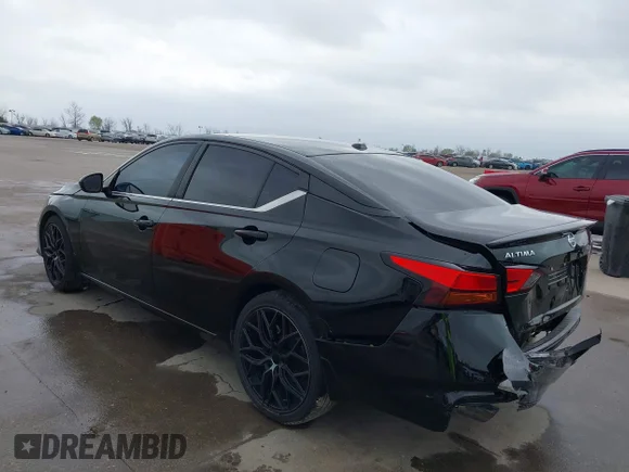 ✅ 2019 Nissan Altima SR • VIN: 1N4BL4CV1KC238185 • Lot: 44516422. Wystawiony na IAAI z przebiegiem 79 842 mil. Bezpłatny archiwum sprzedaży aukcyjnych z USA i szczegółowy raport historii pojazdu na DreamBid. Zdjęcie 3.
