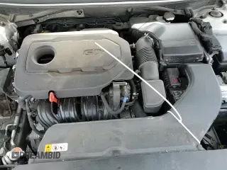 ✅ 2017 Hyundai Sonata Sport • VIN: 5NPE34AF0HH586656 • Лот: 81723165. Опубликован ранее на Copart с пробегом 90 216 миль. Бесплатный доступ к архиву аукционных продаж из США и подробный отчёт об истории автомобиля на DreamBid. Изображение 13.