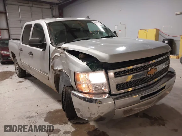 ✅ 2012 Chevrolet Silverado 1500 LS • VIN: 3GCPCREA3CG259044 • Лот: 43897688. Опубліковано раніше на IAAI з пробігом 224 677 миль. Безкоштовний доступ до архіву аукціонних продажів зі США та докладний звіт про історію автомобіля на DreamBid. Зображення 6.