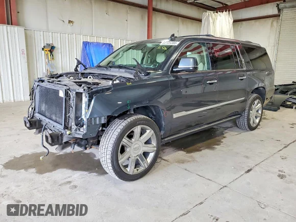 ✅ 2020 Cadillac Escalade ESV Premium Luxury • VIN: 1GYS4JKJ7LR230038 • Lot: 53105386. Wystawiony na Copart z przebiegiem 100 069 mil. Bezpłatny archiwum sprzedaży aukcyjnych z USA i szczegółowy raport historii pojazdu na DreamBid. Zdjęcie 1.