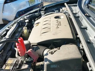 ✅ 2019 Toyota Corolla LE • VIN: 2T1BURHE5KC184135 • Lot: 43416399. Wystawiony na IAAI z przebiegiem 83 751 mil. Bezpłatny archiwum sprzedaży aukcyjnych z USA i szczegółowy raport historii pojazdu na DreamBid. Zdjęcie 19.