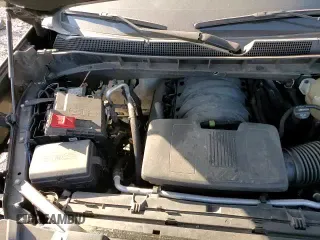 ✅ 2019 Chevrolet Silverado 1500 High Country • VIN: 1GCUYHEL8KZ355119 • Lot: 84600665. Wystawiony na Copart z przebiegiem 101 598 mil. Bezpłatny archiwum sprzedaży aukcyjnych z USA i szczegółowy raport historii pojazdu na DreamBid. Zdjęcie 16.