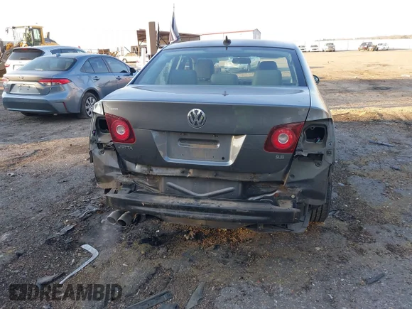 ✅ 2009 Volkswagen Jetta SE • VIN: 3VWRM71K89M146853 • Лот: 44272197. Опубліковано раніше на IAAI з пробігом 119 583 миль. Безкоштовний доступ до архіву аукціонних продажів зі США та докладний звіт про історію автомобіля на DreamBid. Зображення 6.