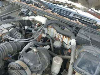 ✅ 1995 GMC Sonoma • VIN: 1GTCS1440SK503111 • Lot: 42635050. Wystawiony na IAAI z przebiegiem 147 761 mil. Bezpłatny archiwum sprzedaży aukcyjnych z USA i szczegółowy raport historii pojazdu na DreamBid. Zdjęcie 12.