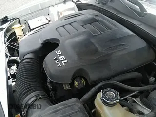 ✅ 2018 Dodge Charger SXT • VIN: 2C3CDXBG5JH336488 • Lot: 42957315. Wystawiony na IAAI z przebiegiem 110 499 mil. Bezpłatny archiwum sprzedaży aukcyjnych z USA i szczegółowy raport historii pojazdu na DreamBid. Zdjęcie 19.